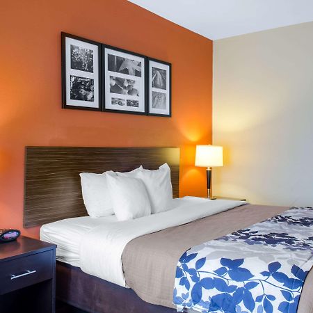 Sleep Inn & Suites East Chase Монтгомъри Екстериор снимка