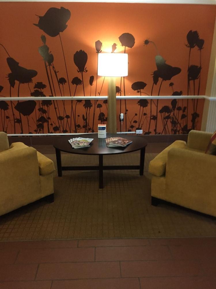 Sleep Inn & Suites East Chase Монтгомъри Екстериор снимка