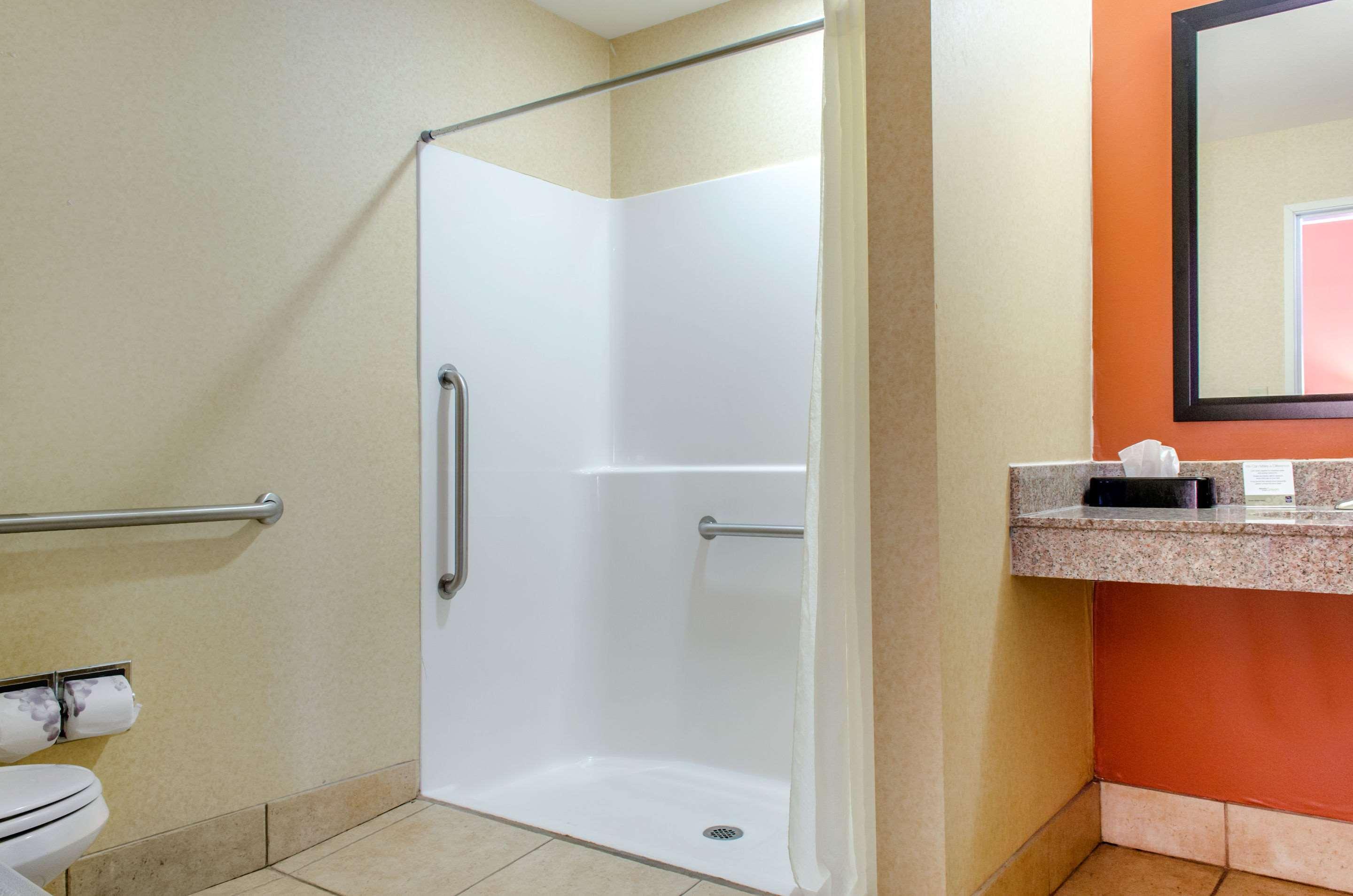 Sleep Inn & Suites East Chase Монтгомъри Екстериор снимка