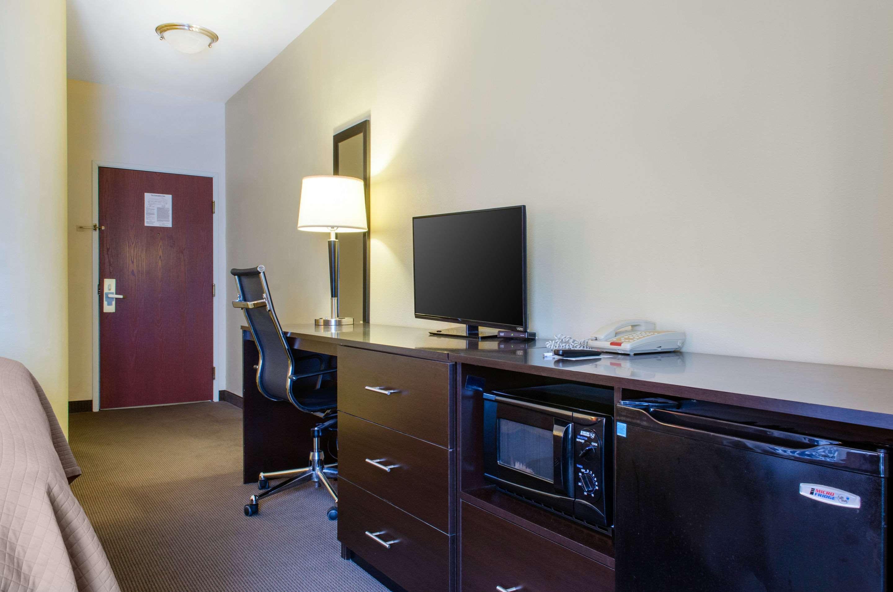 Sleep Inn & Suites East Chase Монтгомъри Екстериор снимка