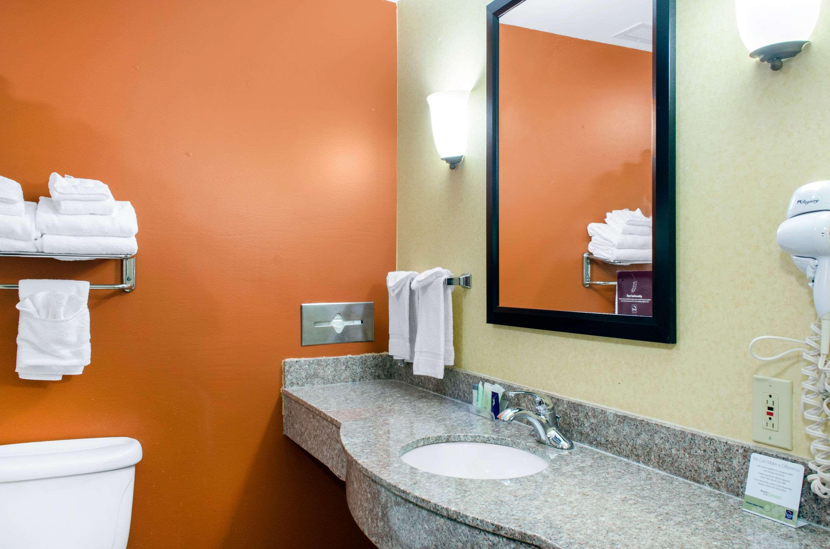 Sleep Inn & Suites East Chase Монтгомъри Екстериор снимка