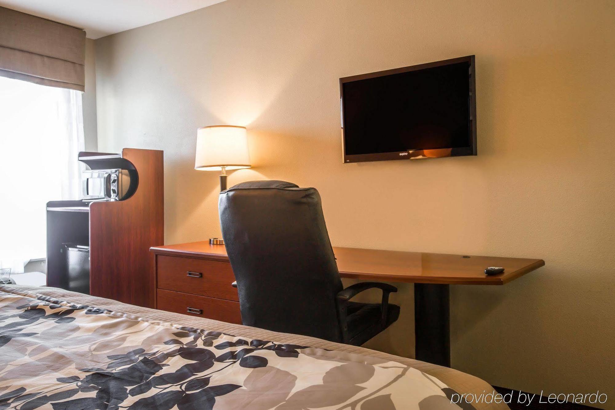 Sleep Inn & Suites East Chase Монтгомъри Екстериор снимка
