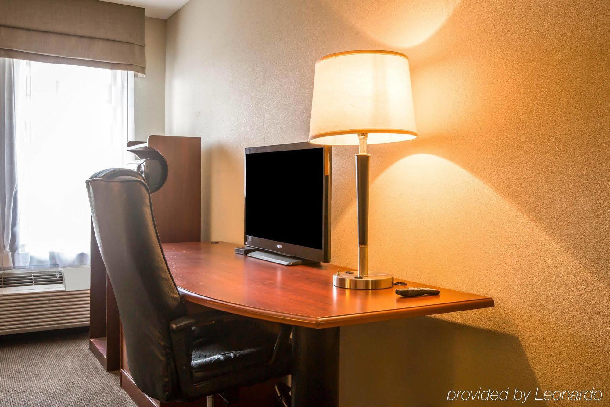 Sleep Inn & Suites East Chase Монтгомъри Екстериор снимка
