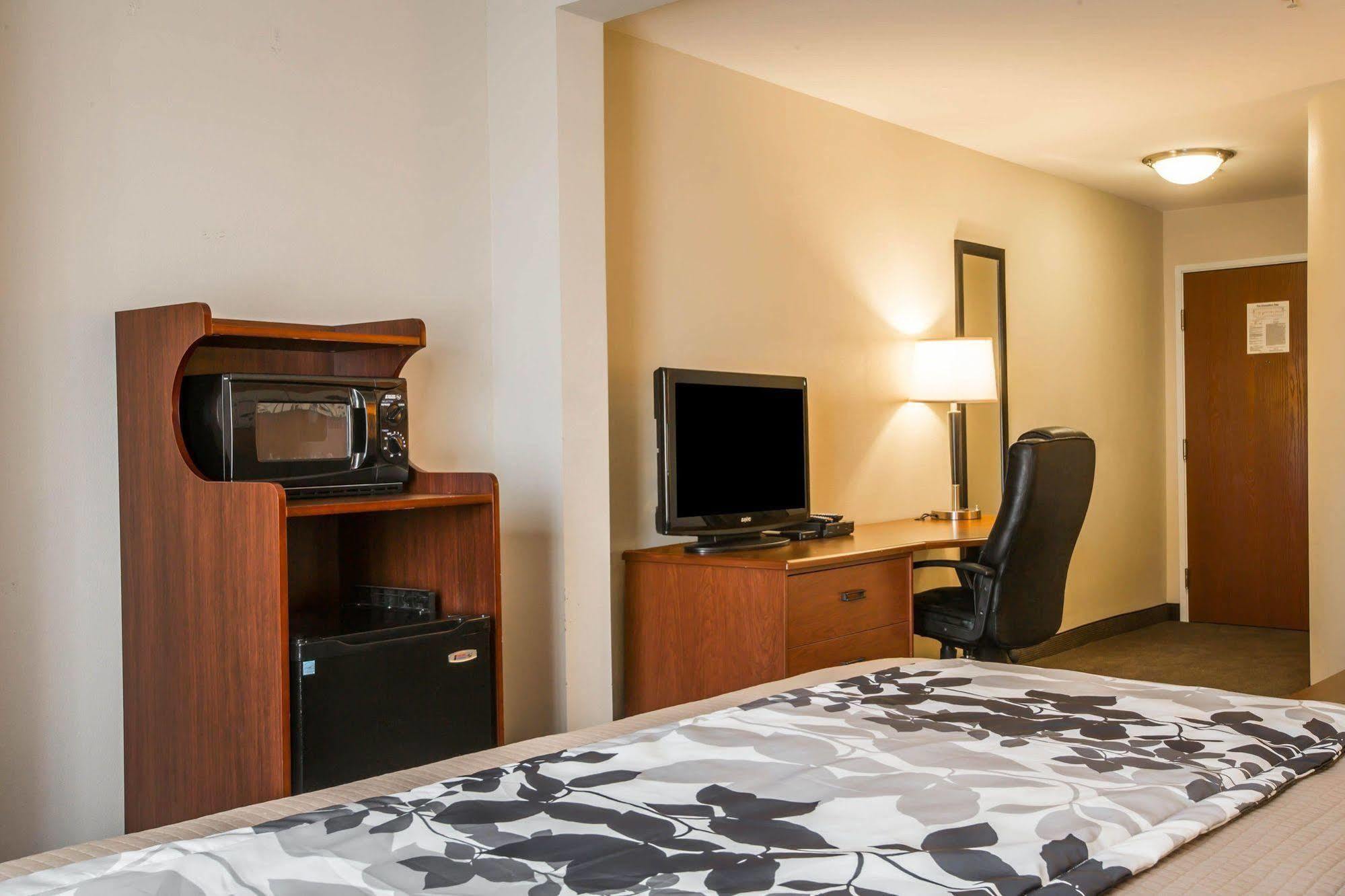 Sleep Inn & Suites East Chase Монтгомъри Екстериор снимка