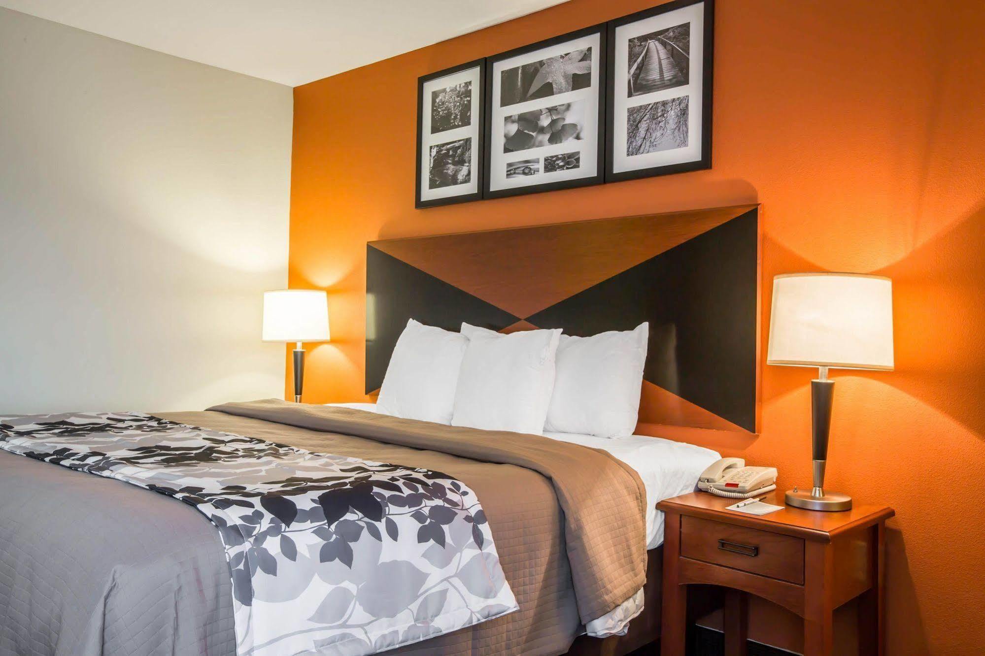 Sleep Inn & Suites East Chase Монтгомъри Екстериор снимка